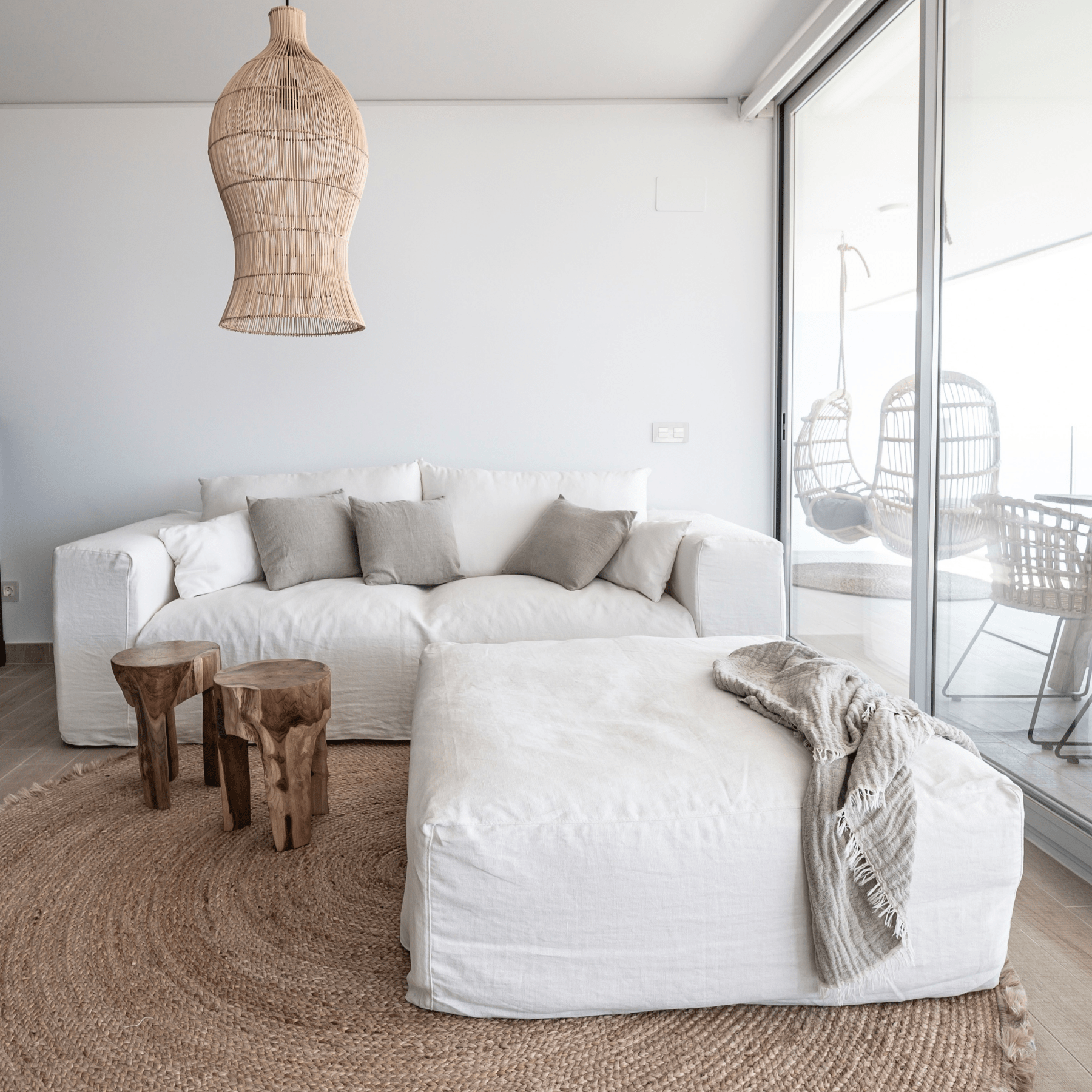 Zoco Home Furniture/Sofa Ibiza Linen Pouf