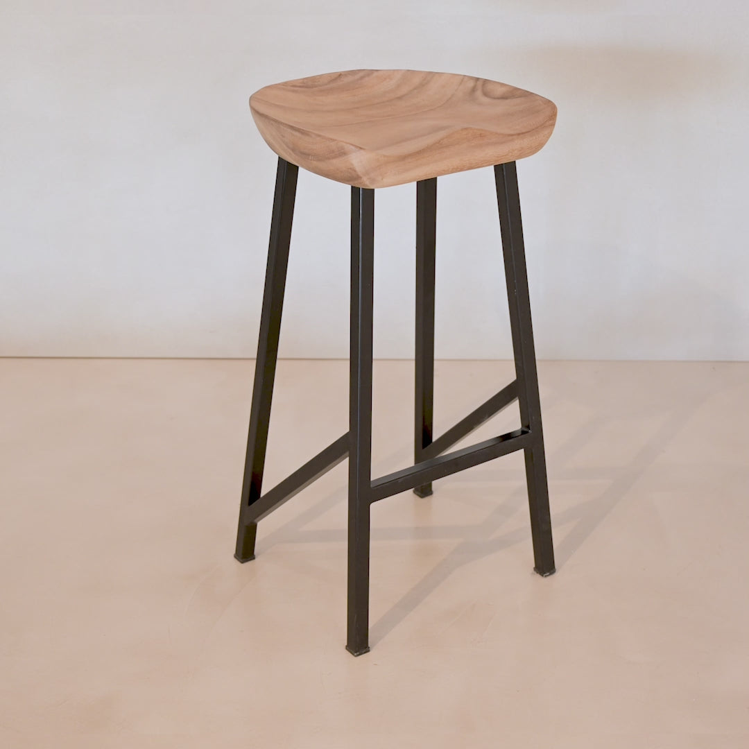 Suar Bar Stool