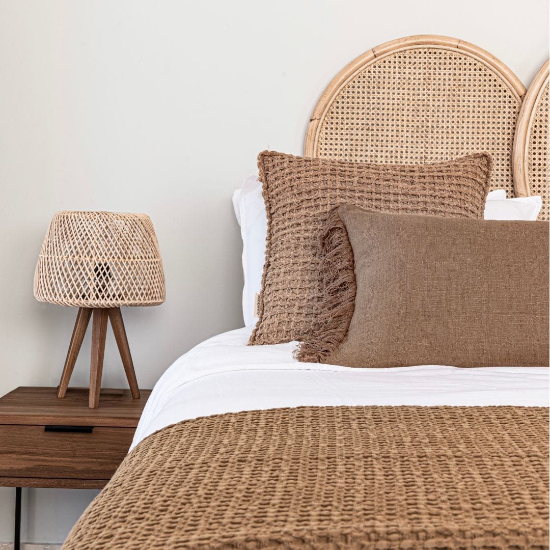 Zoco Home Decor/Lighting Bangka Table Lamp | Natural