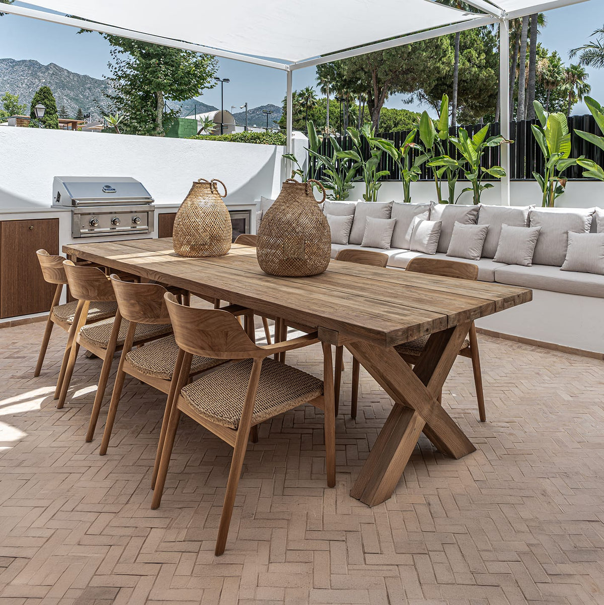 Zoco Home Outdoor/Table/Dining Borneo Dining Table