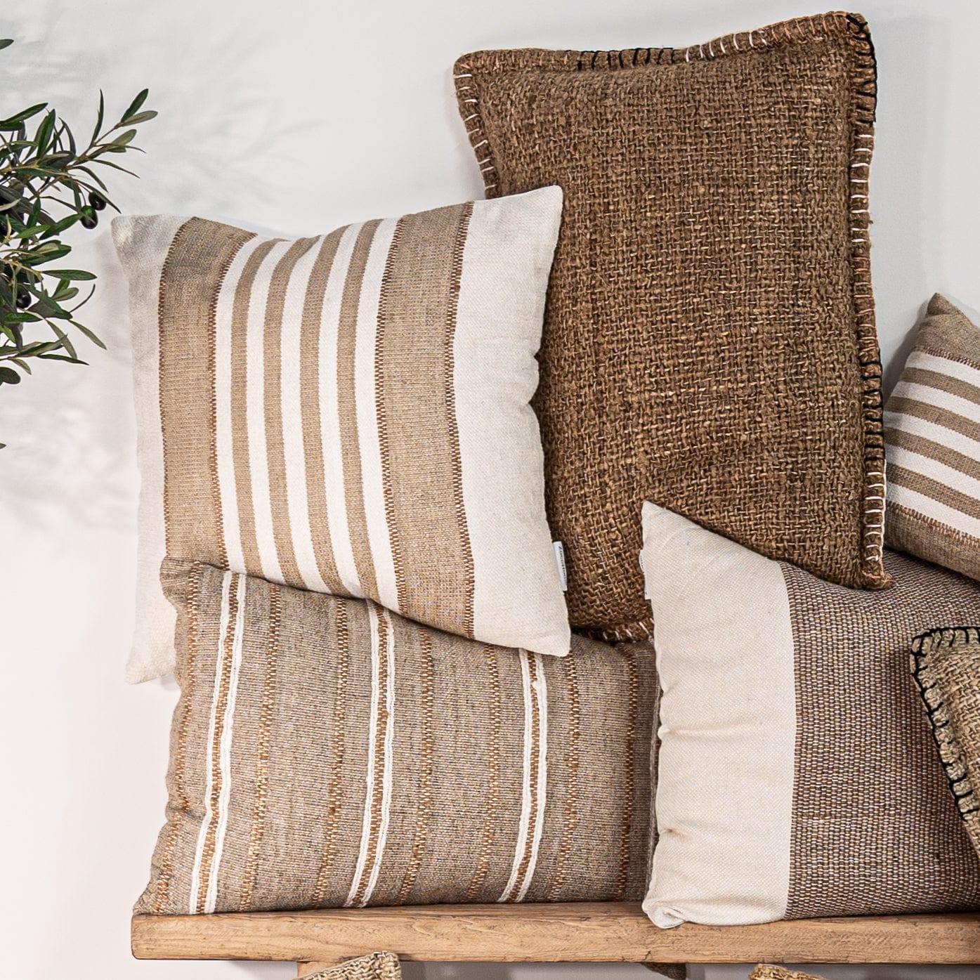 Zoco Home Decor/Textile Etera Rectangular Cushion Stitch Border | 60x40