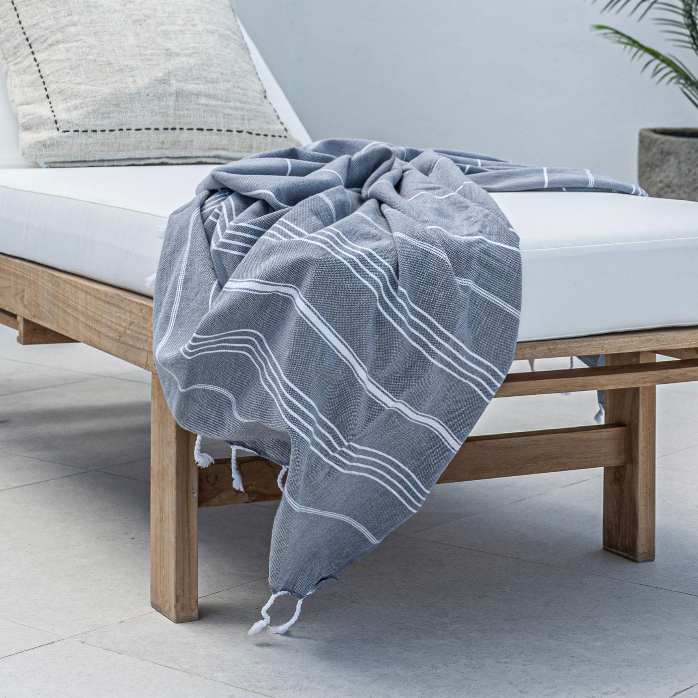 Zoco Home Decor/Textile Fouta Stripe Towel | Charcoal Grey 90x175cm