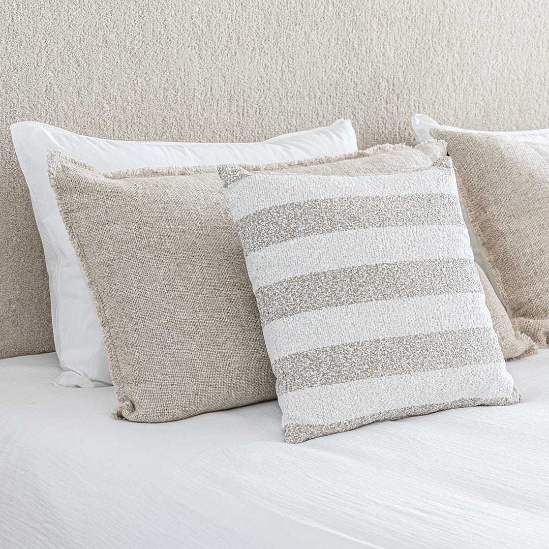 Zoco Home Decor/Textile/Cushions Isaya Decorative Pillow | 80x50