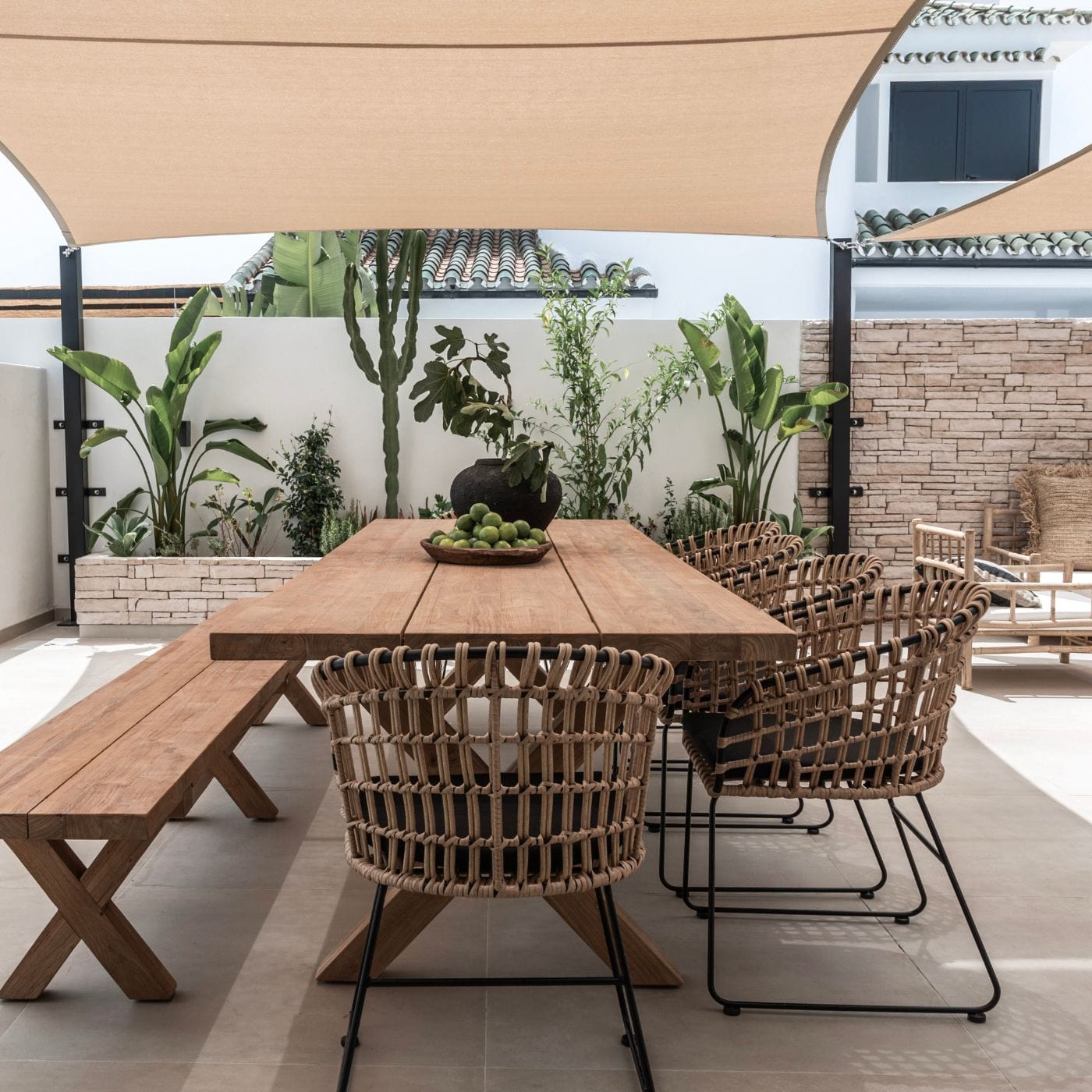 Zoco Home Outdoor/Chair/Dining Jaipur Rattan Outdoor Chair | Black