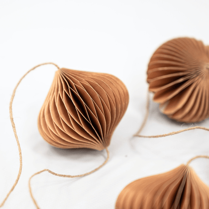 Zoco Home Decor/Christmas Natural Paper Garland