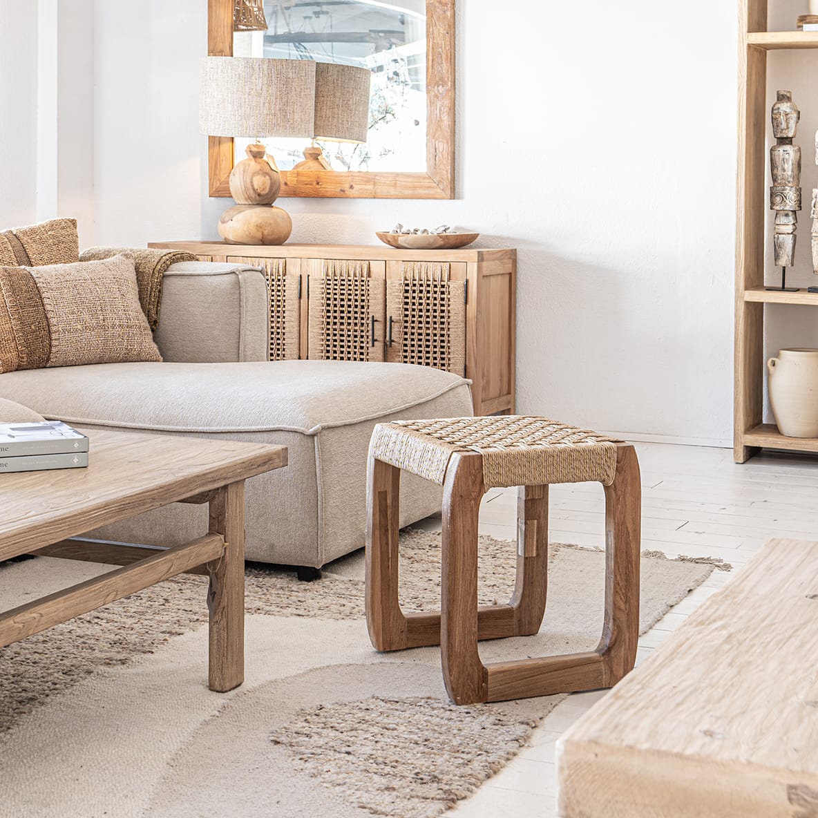 Zoco Home Furniture/Chair Organic Stool