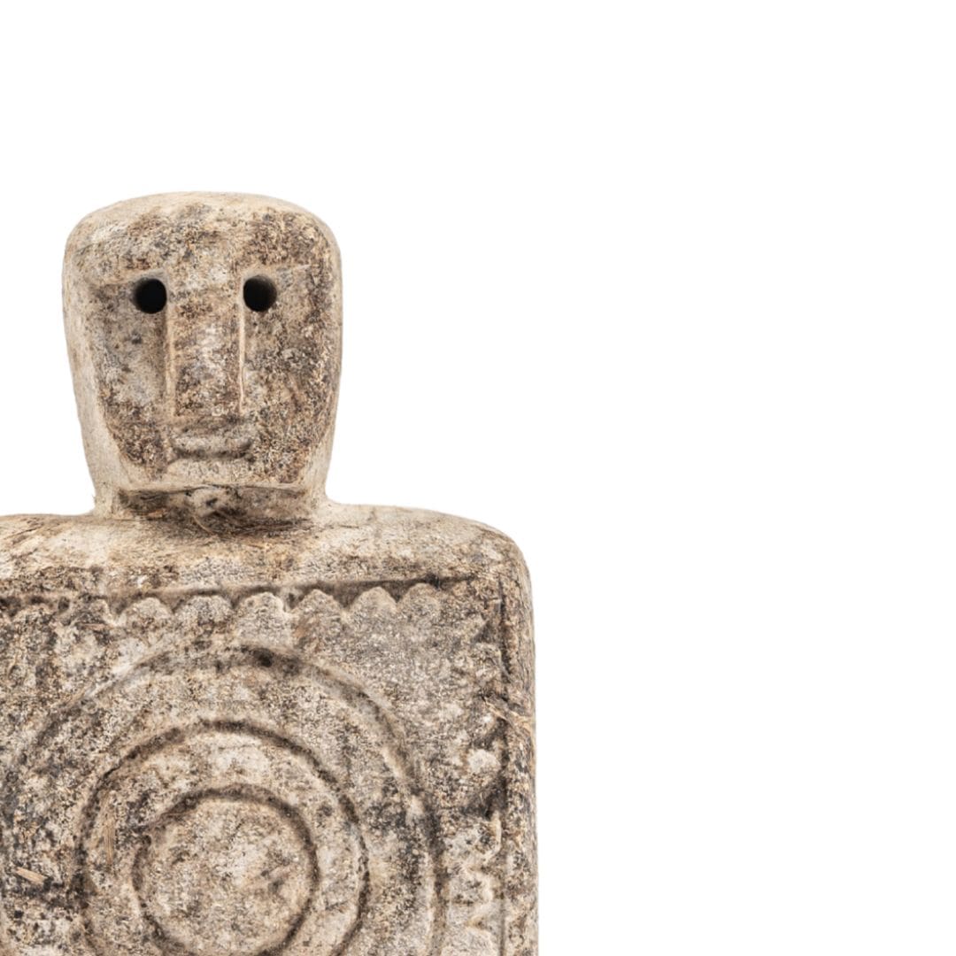 Zoco Home Decor/Accessories/Statues Raja Sumba Stone Statue Target Symbol | Small