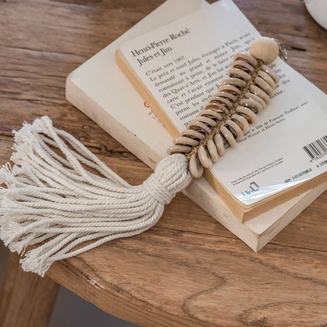 Zoco Home Decor/Accessories Seashell Keyring | White