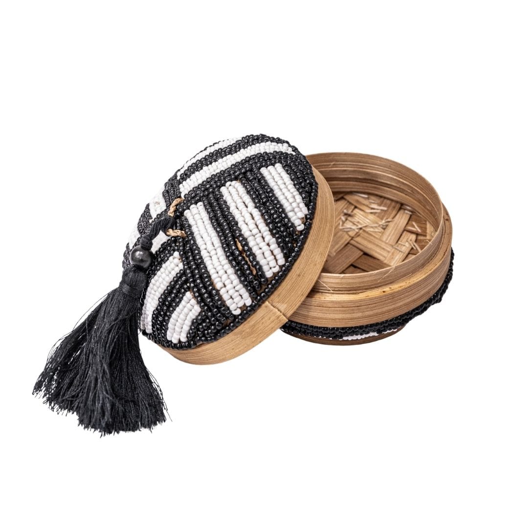 Zoco Home Decor/Accessories Suri Jewelry Beaded Basket | Black & White with Tassel