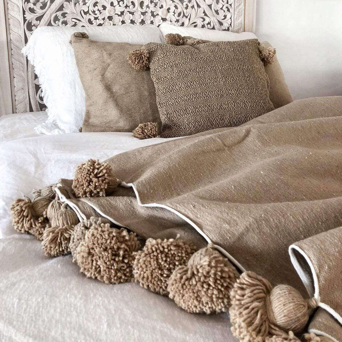 PomPom blanket | Sand - Zoco Home