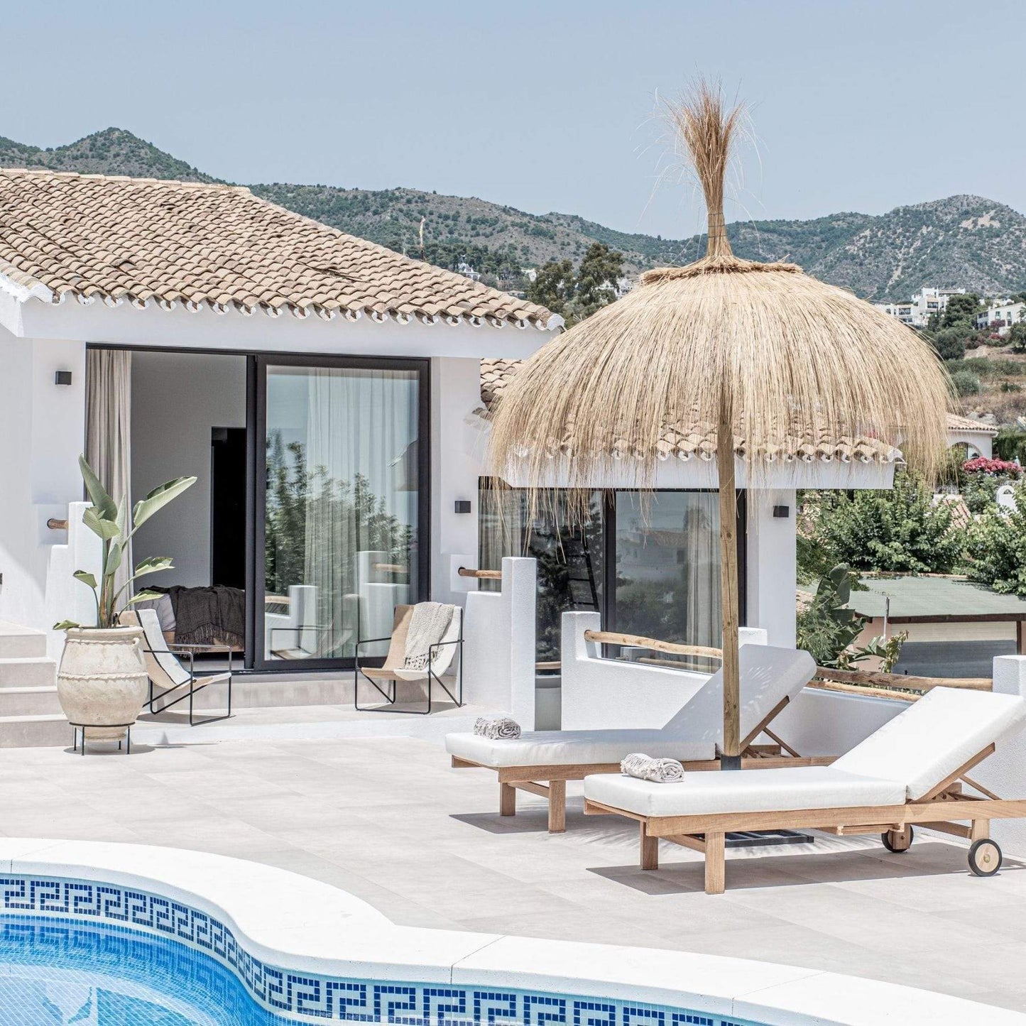 Zoco Home Outdoor Tulum Teak Sunbed | 200x65x33cm