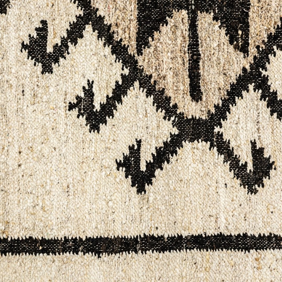 Zoco Home Decor/Rugs Valira Rug | 300x200cm