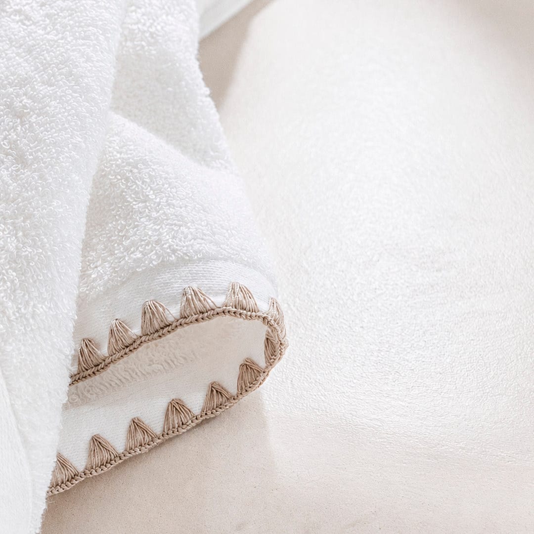 Zoco Home Decor/Textile/Towels Zen Towel | White